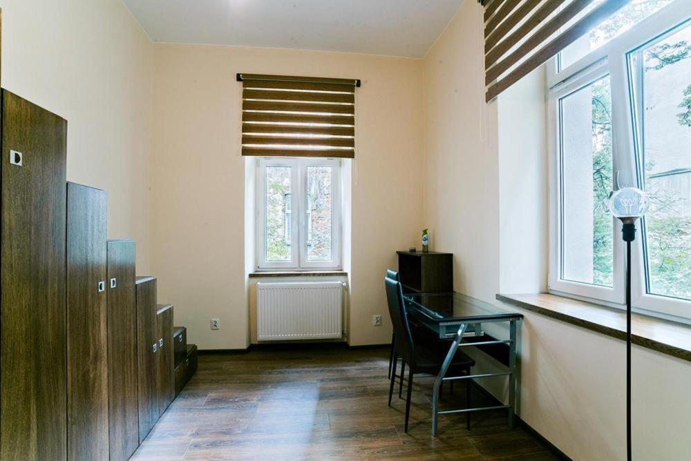 Cozy & Big Rooms In Old Town クラクフ エクステリア 写真